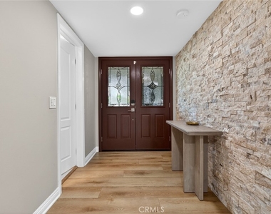 16751 Londelius - Photo Thumbnail 4
