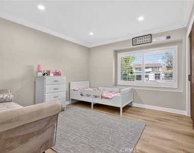 16751 Londelius - Photo Thumbnail 35