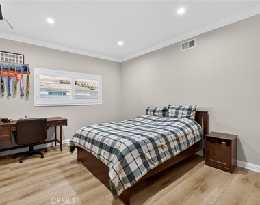16751 Londelius - Photo Thumbnail 31