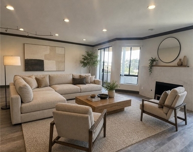 13920 Moorpark - Photo Thumbnail 11