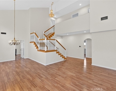 19923 Mid Pines Lane - Photo Thumbnail 5
