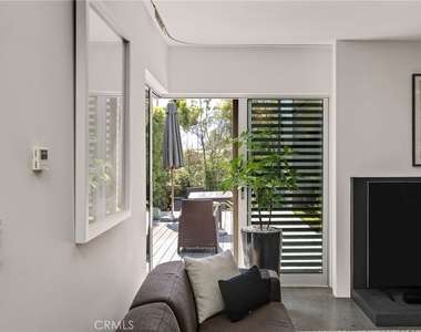 27 Driftwood Street - Photo Thumbnail 4