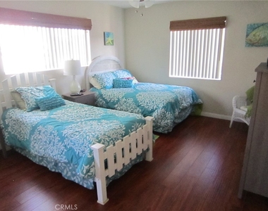 97 Hermosa - Photo Thumbnail 10