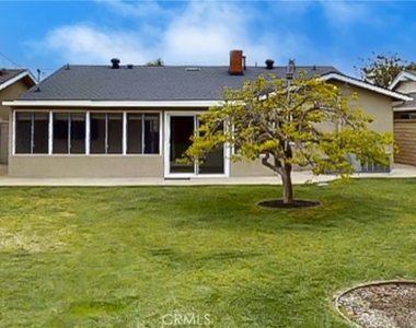 239 Albert Place - Photo Thumbnail 1