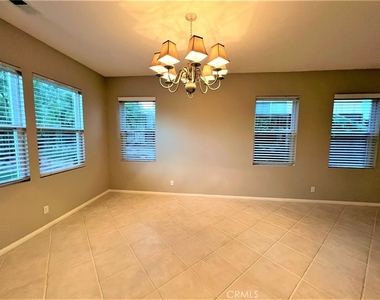 31142 Sunningdale Drive - Photo Thumbnail 6