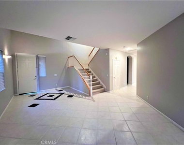 31142 Sunningdale Drive - Photo Thumbnail 3