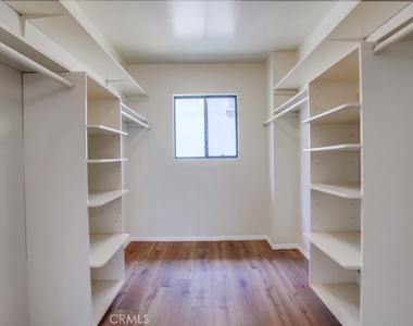 1307 Mackay Lane - Photo Thumbnail 44