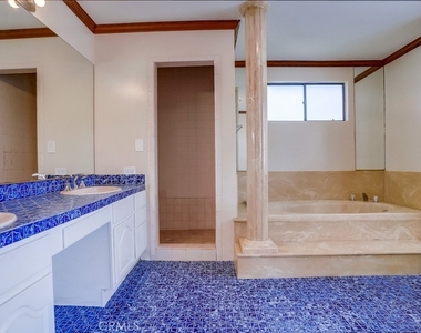 1307 Mackay Lane - Photo Thumbnail 45