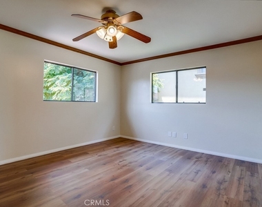 1307 Mackay Lane - Photo Thumbnail 31