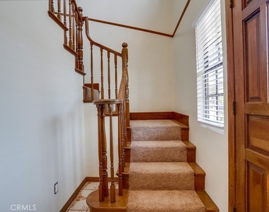 1307 Mackay Lane - Photo Thumbnail 6