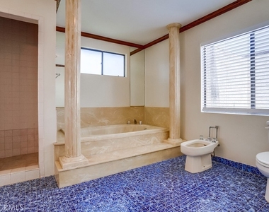 1307 Mackay Lane - Photo Thumbnail 46