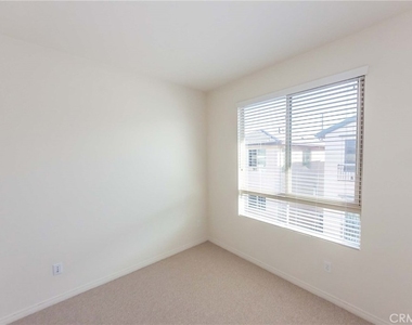 12011 Millennium Park Court - Photo Thumbnail 24