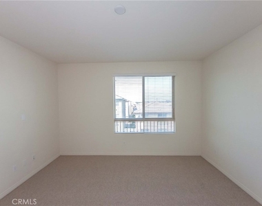 12011 Millennium Park Court - Photo Thumbnail 19