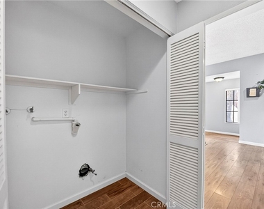 8615 Meadow Brook - Photo Thumbnail 7