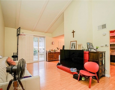 926 Whitewater - Photo Thumbnail 4