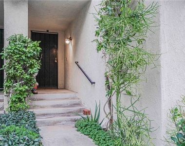 926 Whitewater - Photo Thumbnail 2