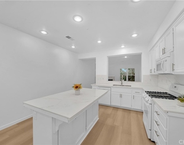 8 Open View Lane - Photo Thumbnail 4