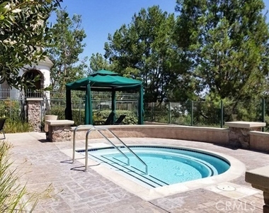 8 Open View Lane - Photo Thumbnail 22