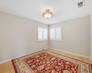 344 Plaza Los Osos - Photo Thumbnail 15