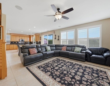 344 Plaza Los Osos - Photo Thumbnail 5