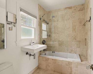 1323 Indiana Avenue - Photo Thumbnail 19