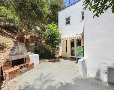 1323 Indiana Avenue - Photo Thumbnail 35