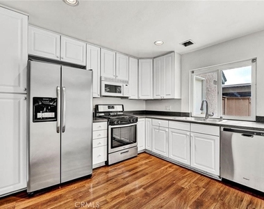 43 Alderwood - Photo Thumbnail 15