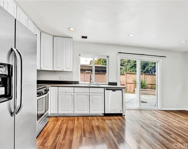 43 Alderwood - Photo Thumbnail 16