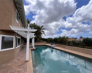 26491 Loma Verde - Photo Thumbnail 18