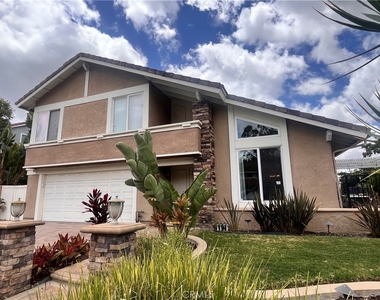 26491 Loma Verde - Photo Thumbnail 1