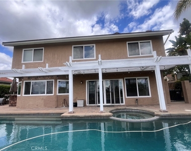 26491 Loma Verde - Photo Thumbnail 3