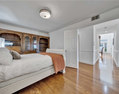 28651 Placida Avenue - Photo Thumbnail 15