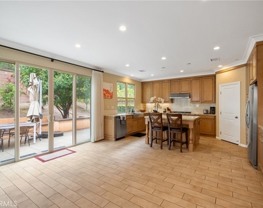 61 Crestwick - Photo Thumbnail 8