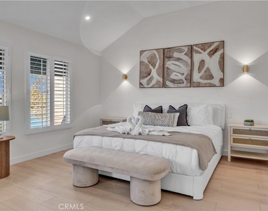 21 Lakefront - Photo Thumbnail 13