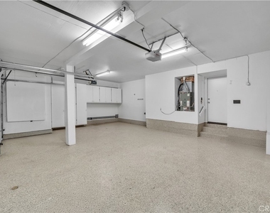 21 Lakefront - Photo Thumbnail 35