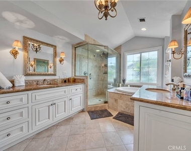 20 Coldbrook - Photo Thumbnail 24