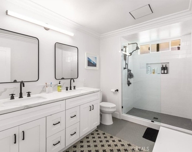4912 Seapine Circle - Photo Thumbnail 17