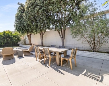 4912 Seapine Circle - Photo Thumbnail 33