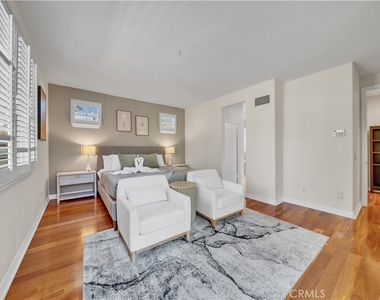 17 Riveroaks - Photo Thumbnail 9