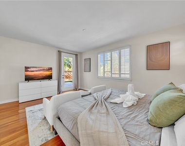 17 Riveroaks - Photo Thumbnail 10