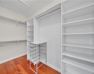 17 Riveroaks - Photo Thumbnail 23