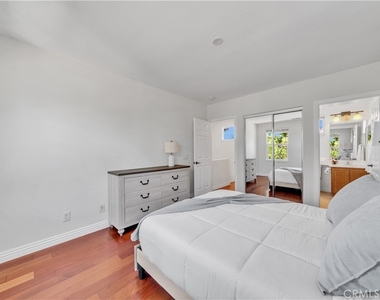 17 Riveroaks - Photo Thumbnail 14