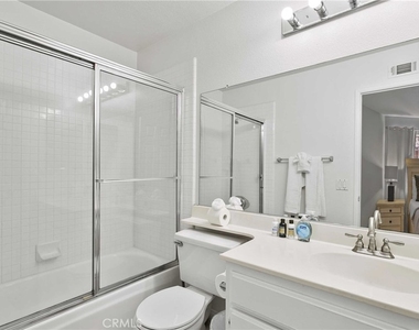 130 Cartier Aisle - Photo Thumbnail 20