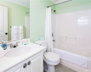 107 Waterman - Photo Thumbnail 23