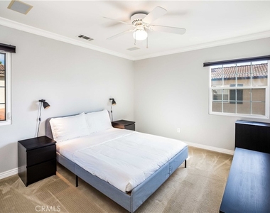 107 Waterman - Photo Thumbnail 14