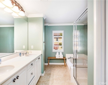 107 Waterman - Photo Thumbnail 28
