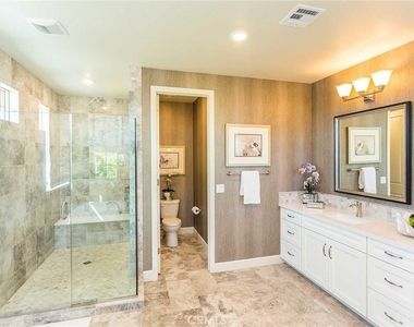 104 Electra - Photo Thumbnail 14
