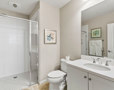 101 Thornhurst - Photo Thumbnail 16