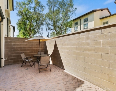 101 Thornhurst - Photo Thumbnail 18