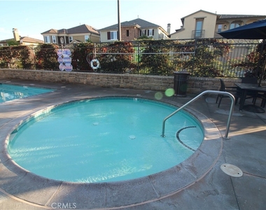 4731 Oceanridge Drive - Photo Thumbnail 29
